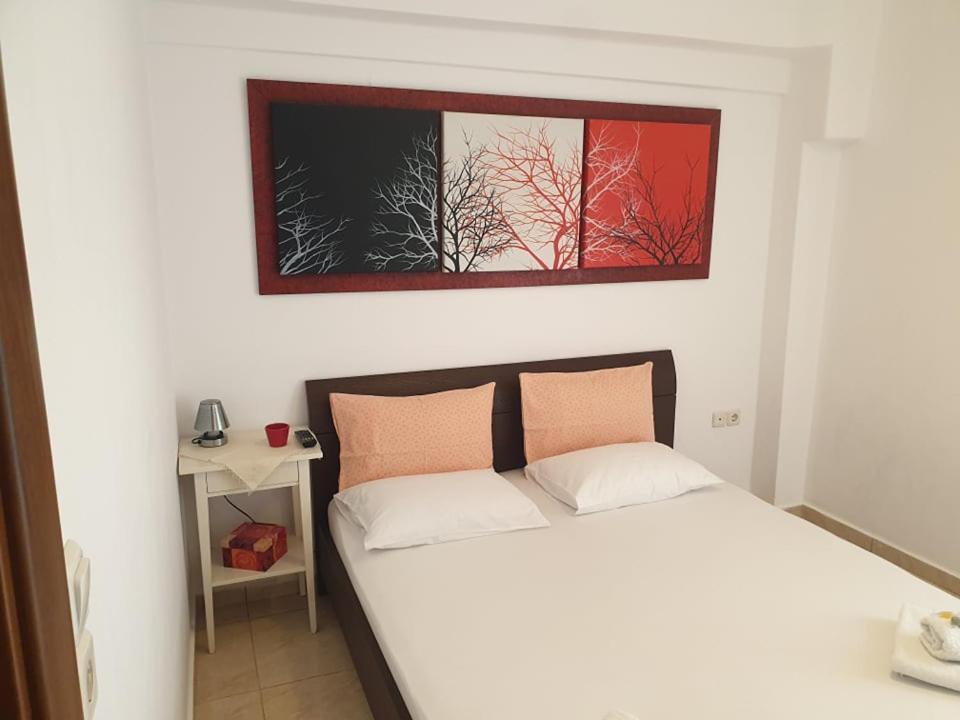 Anna Apartments Néa Péramos 外观 照片