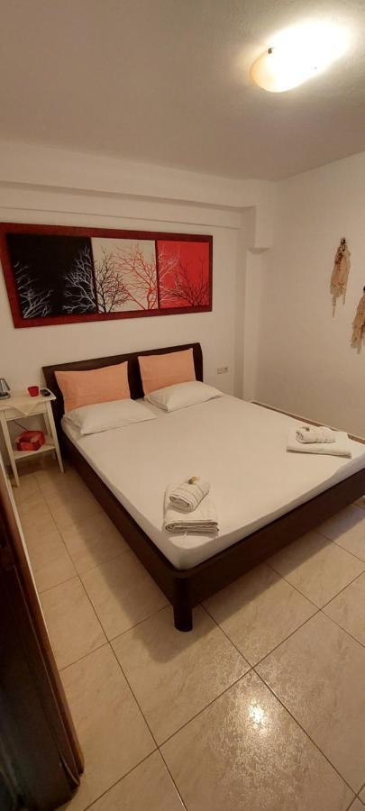 Anna Apartments Néa Péramos 外观 照片